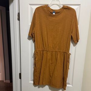Stylish Dress in Warm Brown